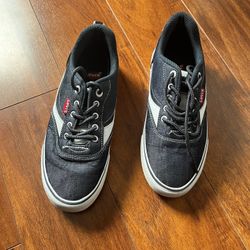 Boy Levi Shoes In Size 3 Youth
