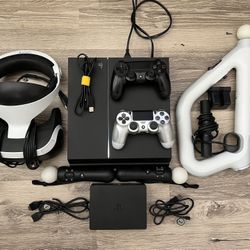 PS4 1st Gen w/ VR Headset and Accessories