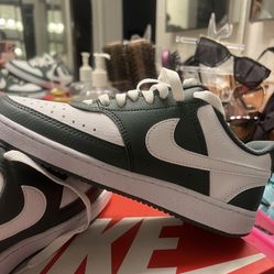 Nike Dunks