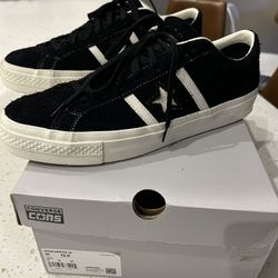 Converse Men’s One Star Academy Pro Suede Size 11