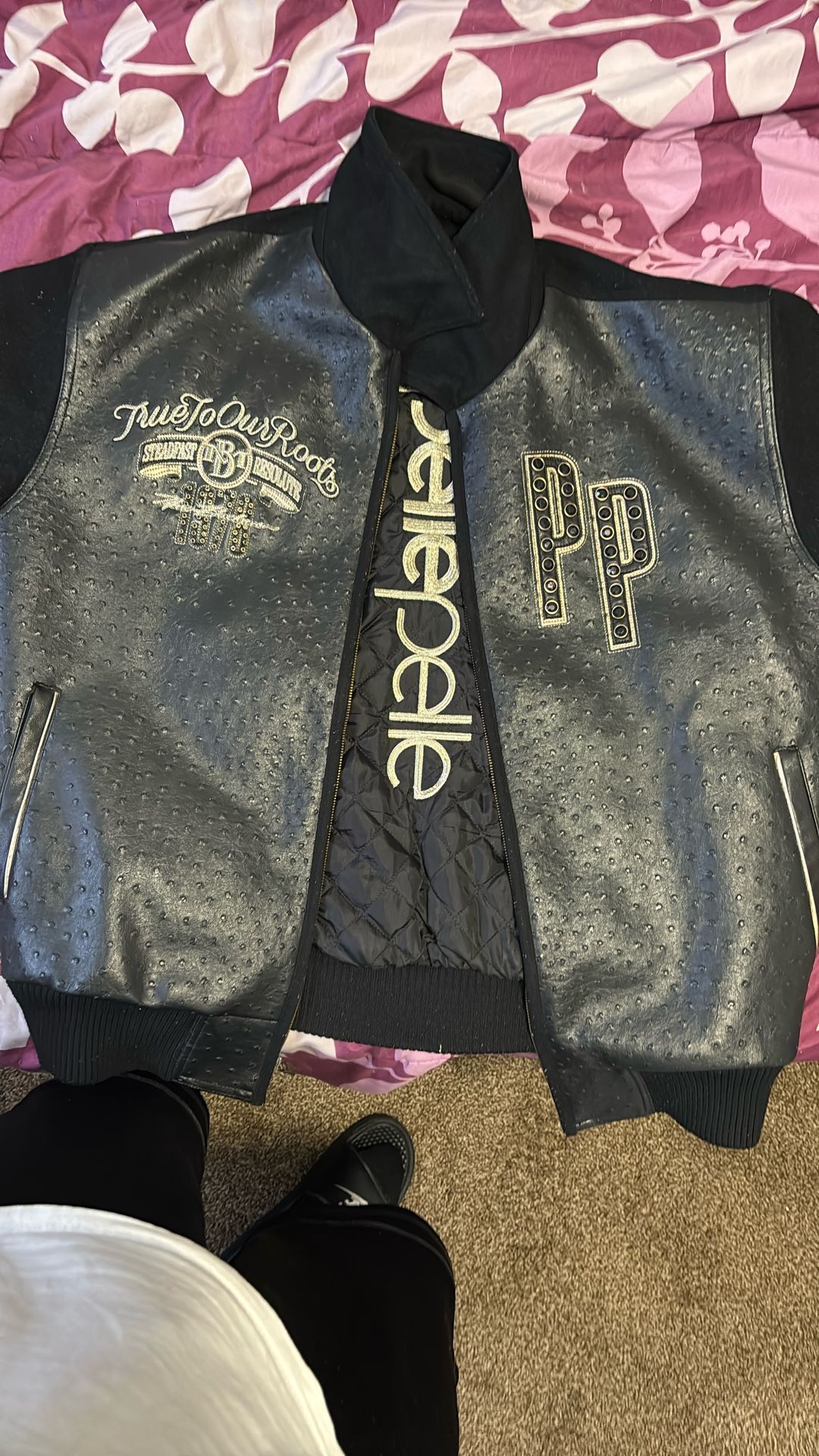 Pelle Pelle Coat Price Negotiable