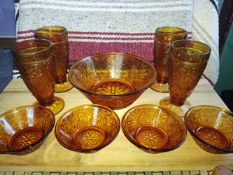 Vintage Indiana Daisy Pattern Glassware