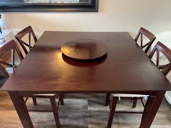 Hight Top Cherry Color Dinning Room Table, 4 Chairs And Lazy Susan!!!