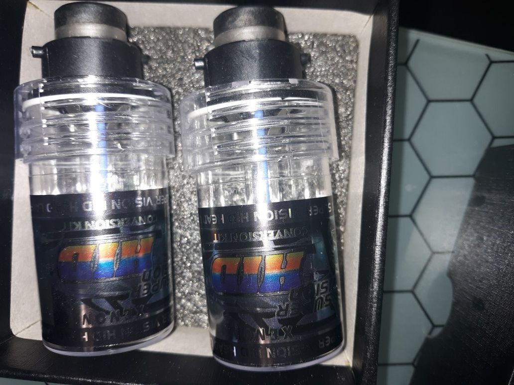 Hid blue headlights, 3 sets for 150 for infinity g35 or g37