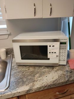 Hamilton Beach Countertop Microwave White