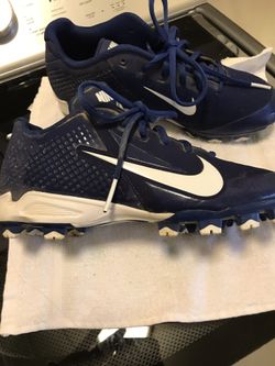 Nike Vapor Strike Cleats!! LIKE NEW - size 5.5 Y Worn only 2x!!