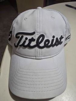 TITLEIST MENS HAT NEW
