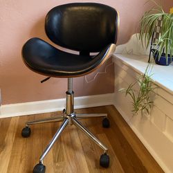 Black And Brown Office Chair - 360 Swivel 