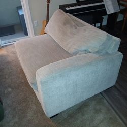 Free Couch 