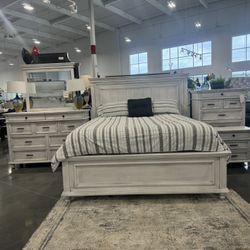 King Or Queen Bedroom Set