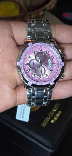 AJ High Quality Luxury Watch U.S.A. Pink Dial  Watch.
