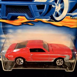 Hot Wheels 2001 Collector #126 ‘68 Mustang • Metal/Metal Thumbnail