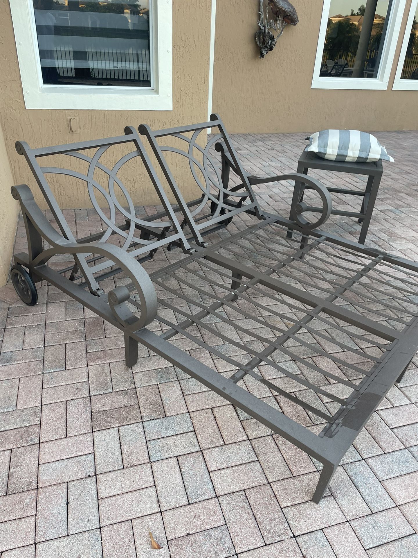 Cast Classics Patio Furniture for Sale in Pompano Beach, FL OfferUp