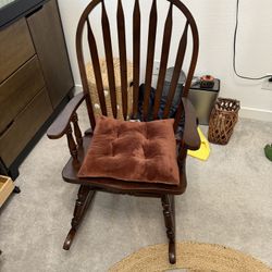 Wood Rocking Chair