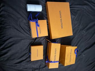 Luxury Gift Boxes & Bags