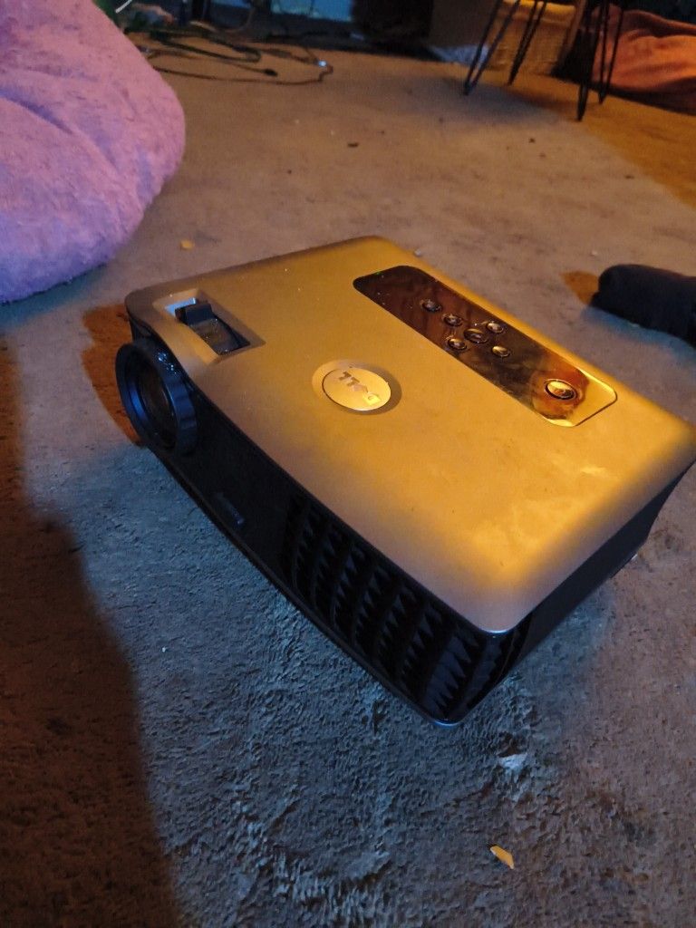 Dell Projector 80 $
