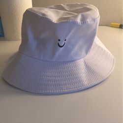 White Bucket Hat With Smile Face
