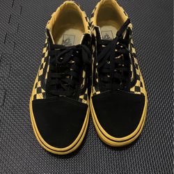 Men’s Size 9 Vans Shoes