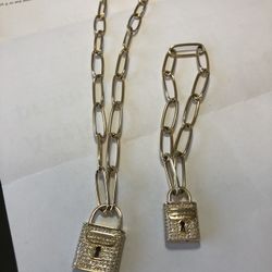 14 Kt Gold Paper Clip Bracelet With Lock C Z  Gems 