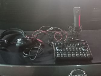 Podcast/Streaming Audio Setup with Mic and Mixer