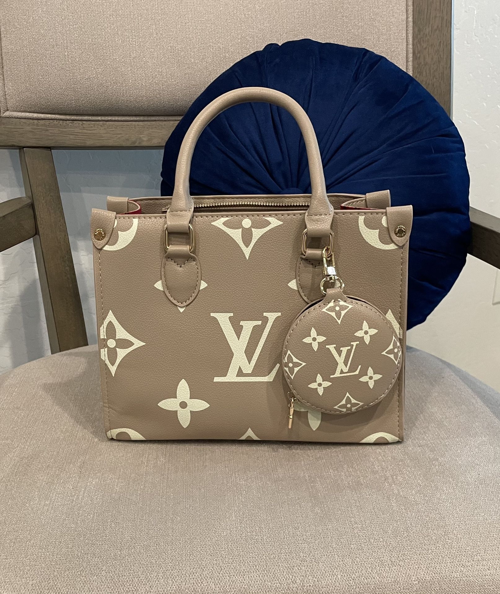Hand Bag !! 