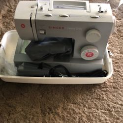 Sewing Machine With Storage Box