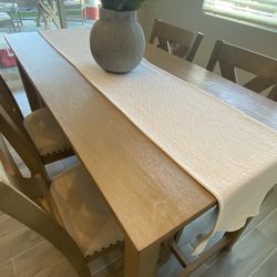 Table + 4 Chairs - Good Condition