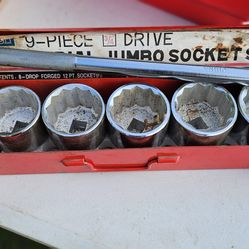 3/4 Drive Sockets and Ratchet
