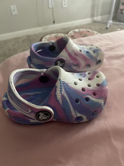 Crocs Sz 5c 