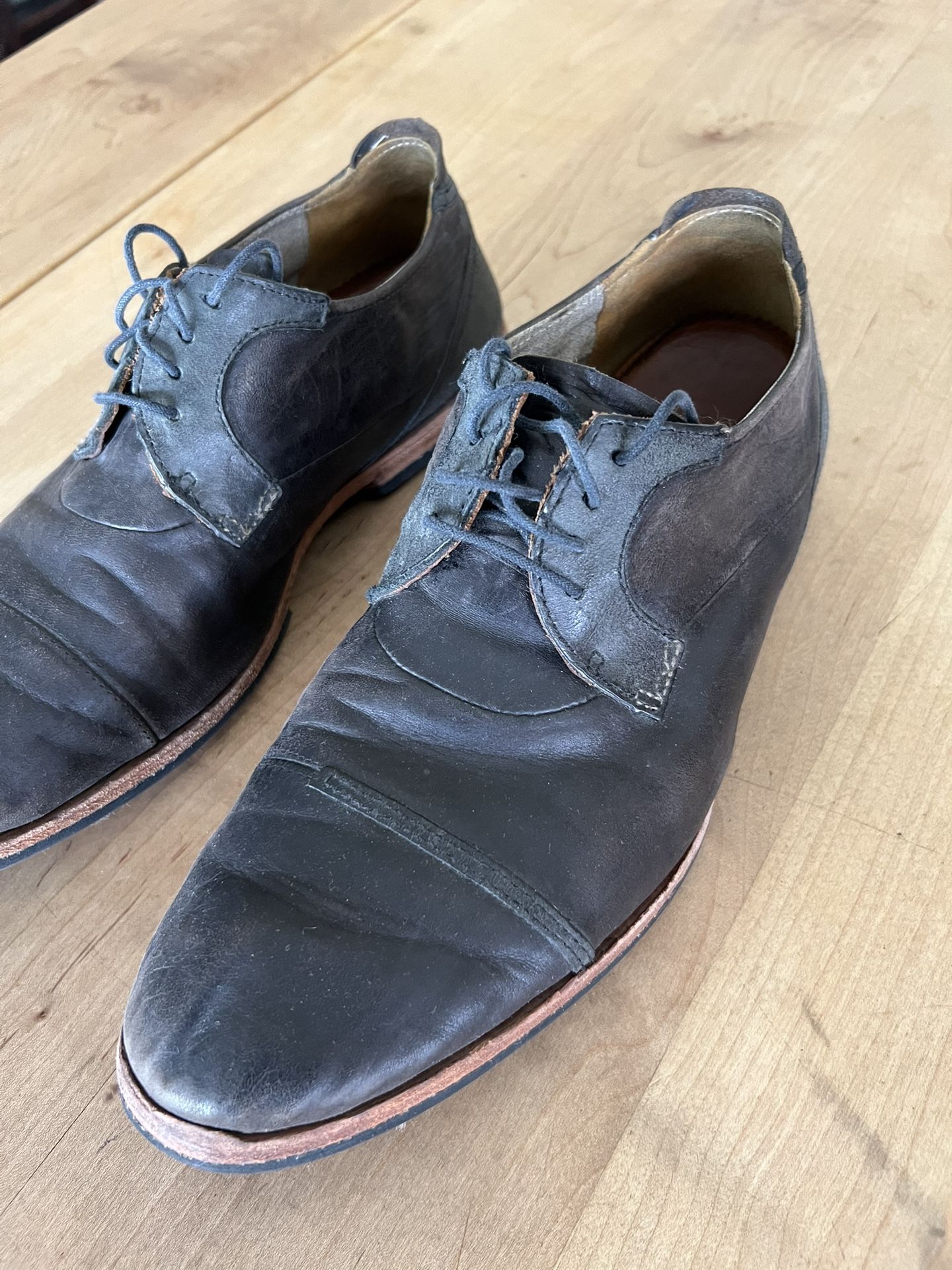 Timberland Distressed Style Leather Shoes Men’s 9-9.5