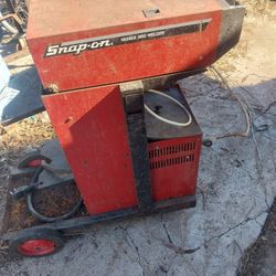 Snap-On YA240A Mig Welder PROJECT Machine FOR PARTS OR REPAIR