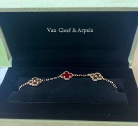 Van Cleef & Arpels Alhambra Bracelet