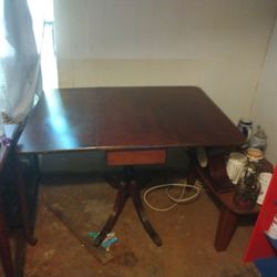 Double Leaf D/Table And end Tables With Drawers