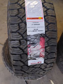 New Set Of Tires Venom Ats 275 45 20 