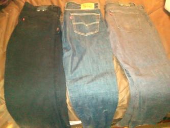 Levi jeans skinny jeans in great shape 15 each or 30 for all!!