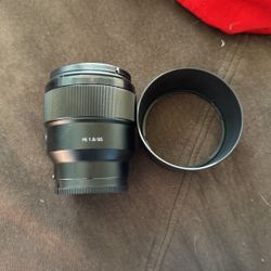 Sony FE 85mm F1.8