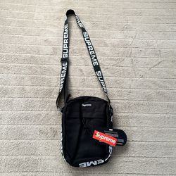 supreme ss18 nylon shoulder bag black