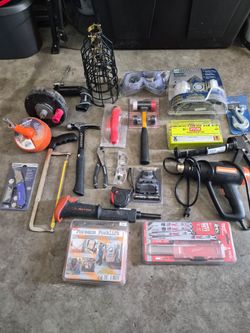 Newer Tool set plumbing bundle/ bits, glasses