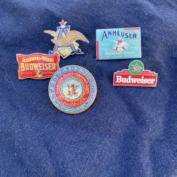 Vintage Budweiser hat, pens