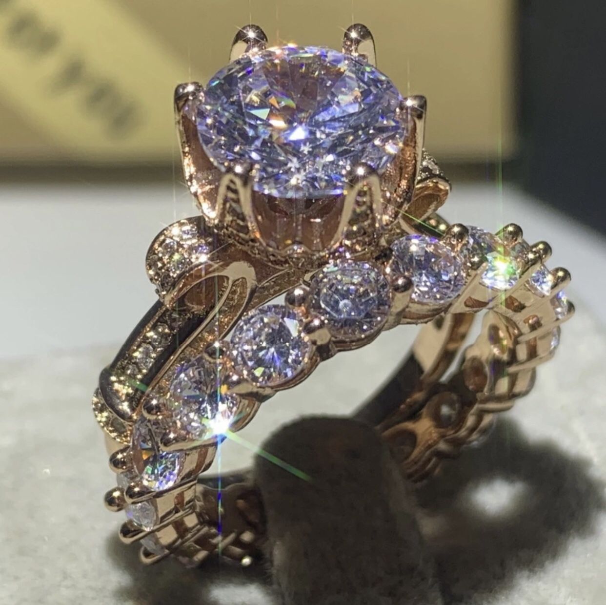 New 18 k rose gold wedding ring set engagement ring