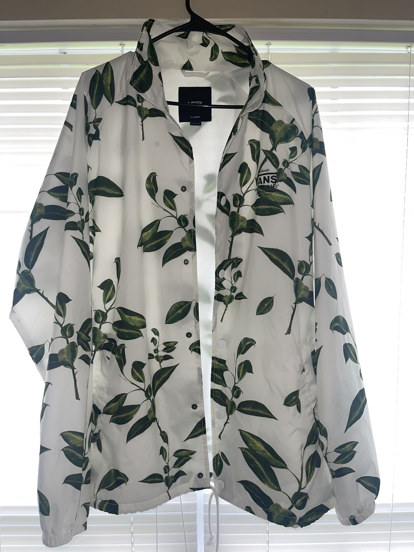 Vans Mens XL Leaf Jacket Never Worn