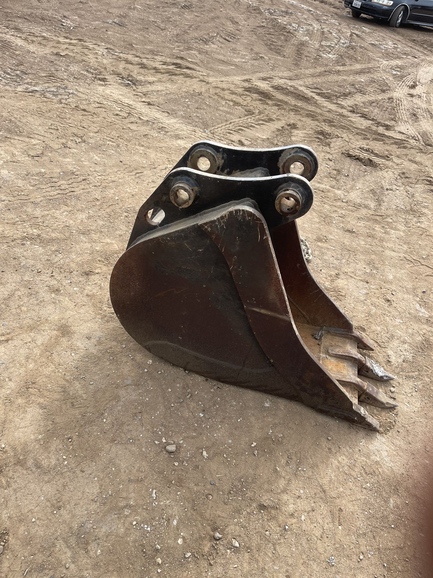 Backhoe 17” Bucket Attachment