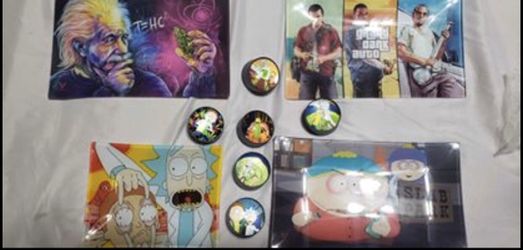 Shatterproof glass rolling trays with grinder