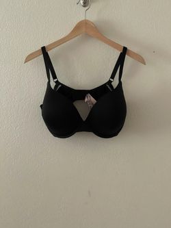 Victoria’s Secret Bras — Bundle of 2 — Size 34DDD (F75)