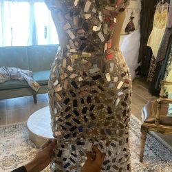 Evening dress in crystals