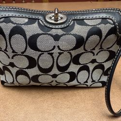 VINTAGE Coach Wristlet 