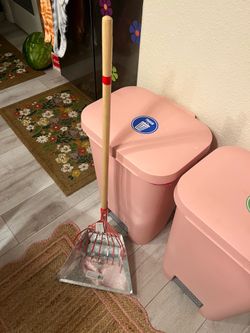 In Wasco- New, scoop and rake