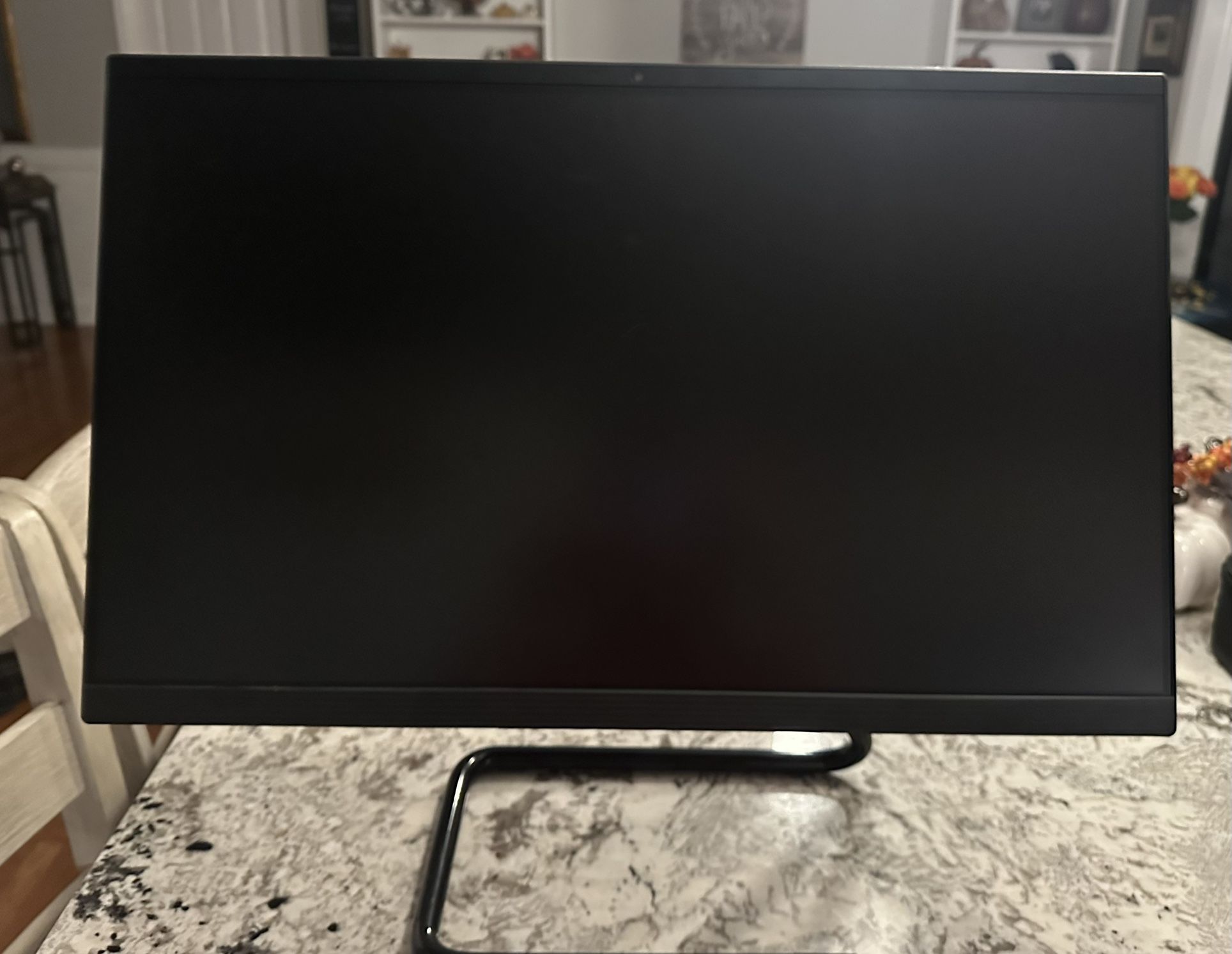 Lenovo IdeaCentre A340-24ICK 23.8" FHD (Touchscreen) All-in-One PC