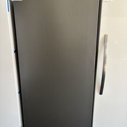 New Frigidaire 33” 20 Cu Ft Upright Freezer