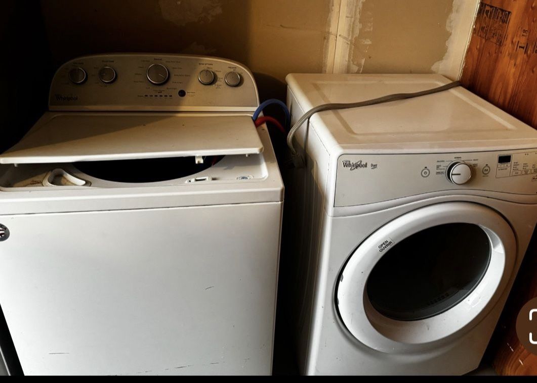 USED WHIRLPOOL WASHER AND DRYER 
